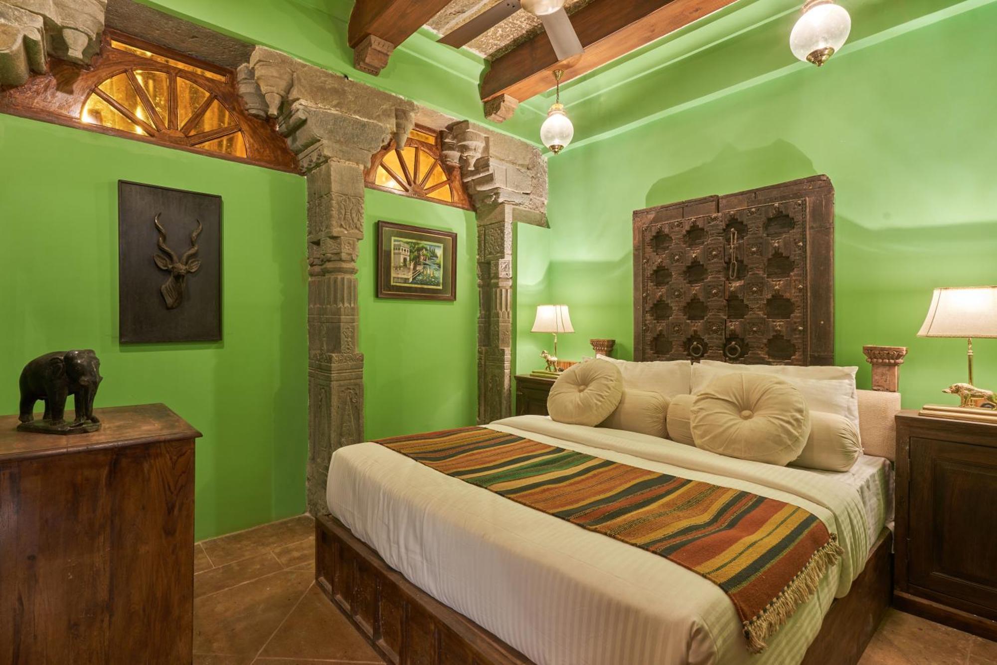 Kaladwas Lal Haveli Hotell Udaipur Exteriör bild