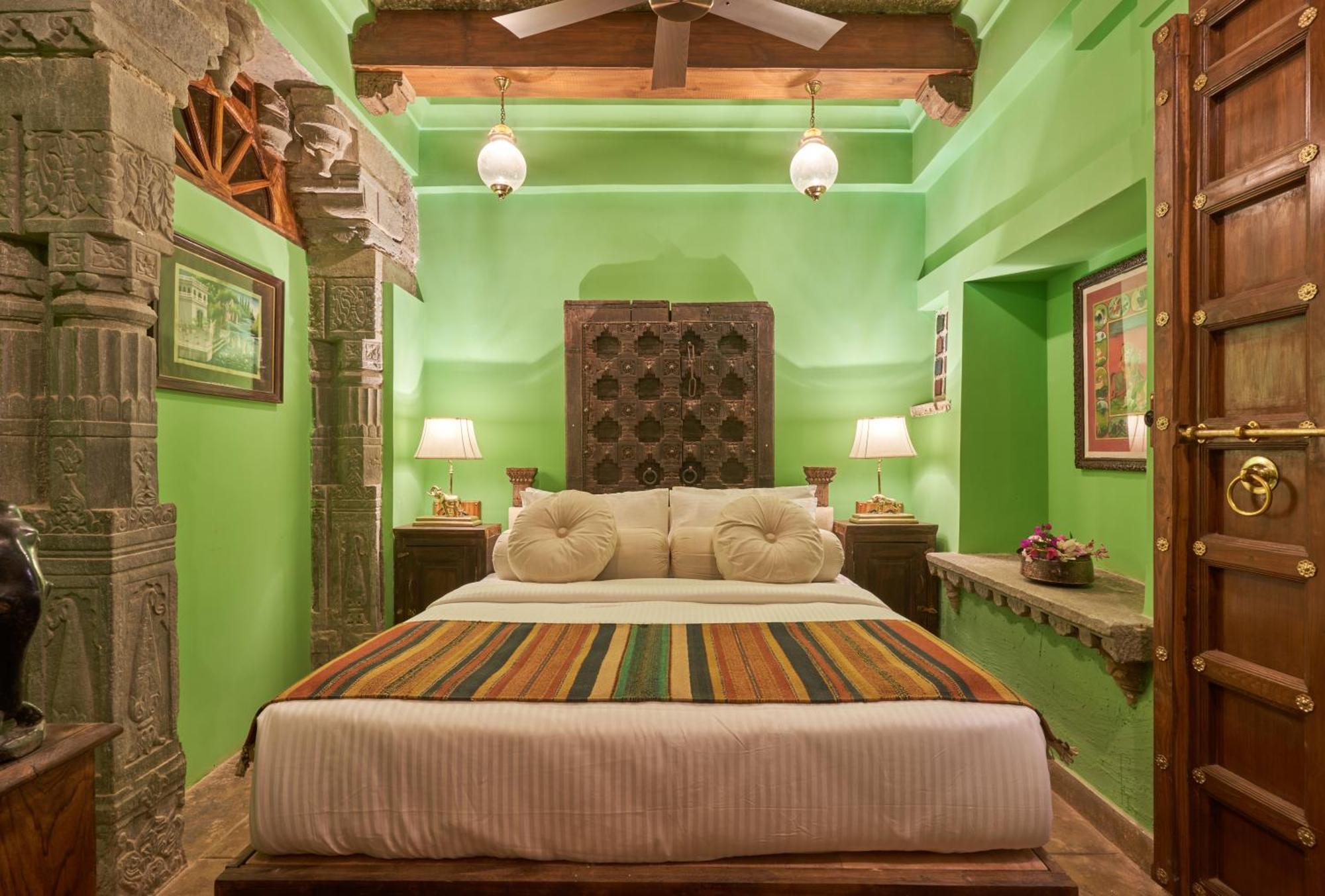 Kaladwas Lal Haveli Hotell Udaipur Exteriör bild