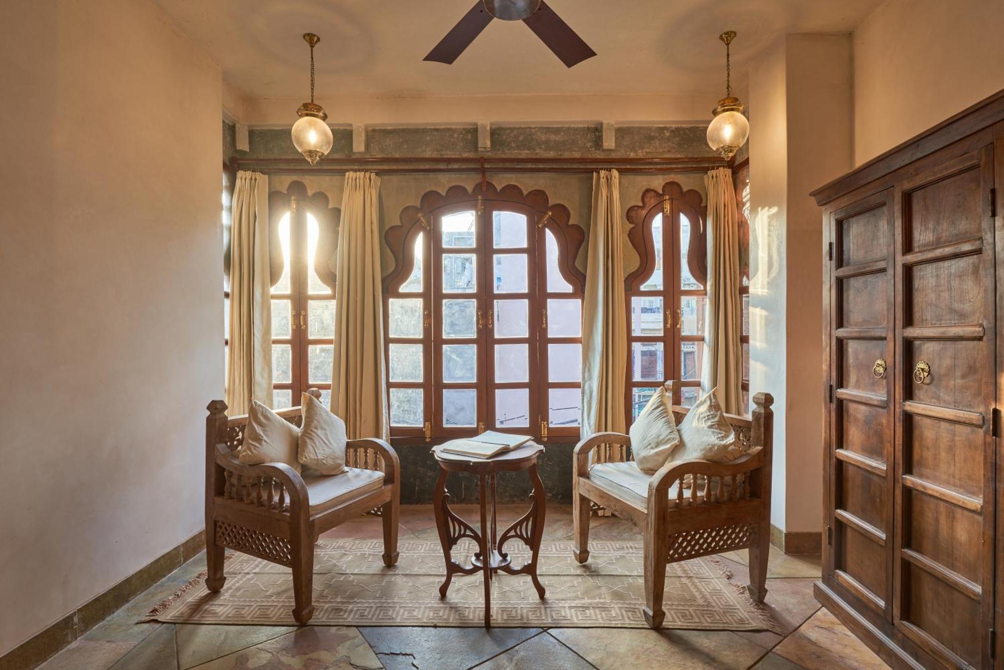 Kaladwas Lal Haveli Hotell Udaipur Exteriör bild